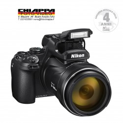 Nikon coolpix P-1000